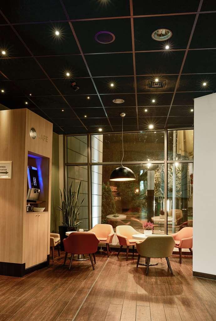 托伦b＆B酒店 Stary Toruń 餐厅 照片